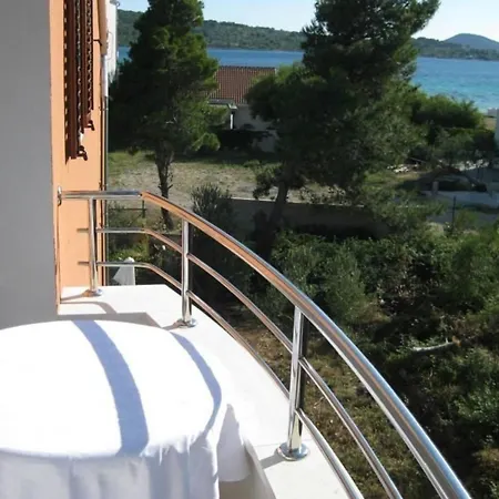 Fuer 4 Personen Ca 45 Qm In Srima, Dalmatien Norddalmatien - B60470 * 斯里马